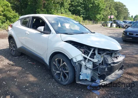 2018 Toyota C-Hr Xle z USA, uszkodzony, nr VIN JTNKHMBX7J1009997